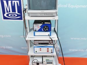 Aesculap Laparaskopie Turm mit BFW Maxenon Xi 300  Lichtquelle, Storz Telescope Wärmer, ....