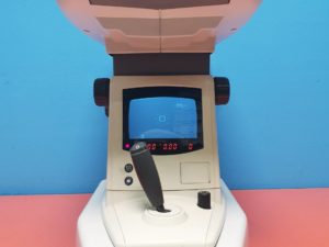 Nidek AR 600 // AR-600  Autorefraktometer  // Autorefraktometer