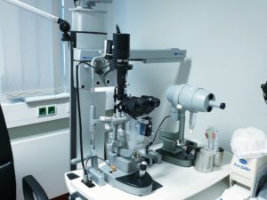 Haag Streit Augenbehandlungseinheit