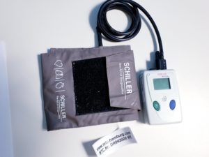 SCHILLER BR-102 Plus Langzeit Blutdruck-Rekorder BD-Holter   4STCK SW 1 21