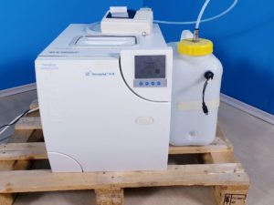 Melag Vacuquick 13B   13 B Sterilisator + PRINTER