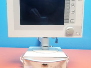 Dräger  Draeger PM 8060 Vitara Monitor  Patientenmonitor mit Tragearm
