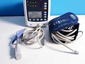 Mindray VS-800 Vital Signs Monitor ÜBERWACHUNGSMONITOR NiBp + SpO2