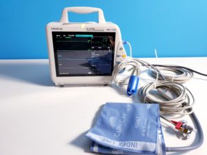 Mindray MEC-1200 // MEC1200  Patientenmonitor  EKG: NiBp, SpO2 . Temp