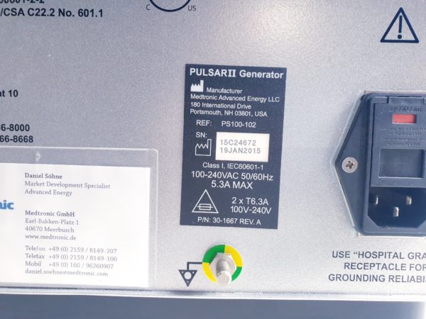 Medtronic Peak plasmablade Pulsar II Generator elektrochirurgische Einheit PS100-102