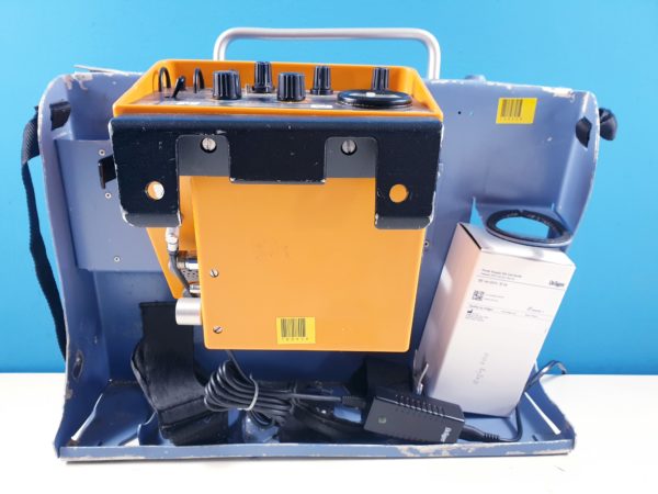 Dräger  Draeger Oxylog 2000 Beatmungsgerät / Emergency Ventilator mit Netzteil
