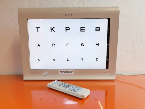 Topcon CC-100XP Sehprüfsystem  Computerized Chart Unit