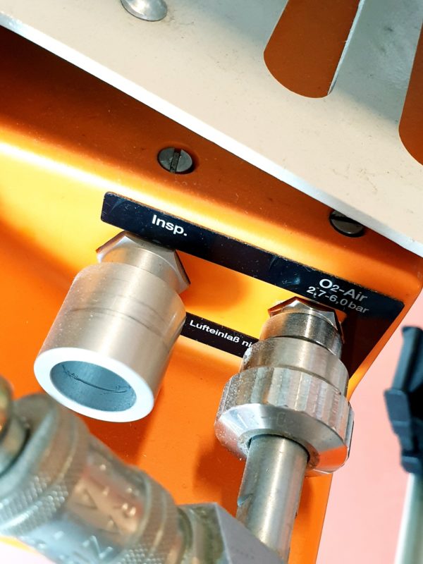 Dräger Oxylog 1000 Notfallbeatmungsgerät, zeitgesteuert, volumenkonstant