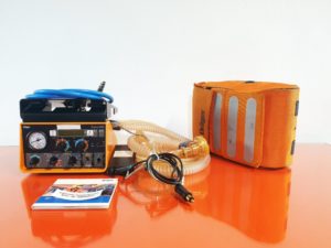 Dräger / Draeger Oxylog 2000 Beatmungsgerät / Emergency Ventilator