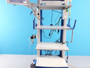 Aesculap  PV 881 Gerätewagen mit Trenntrafo, System Monitoring, Schubladen mit V3C-X15-R13A Monitor + Neovo X-19AV LCD Monitor