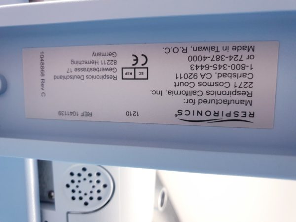 Philips Respironics V60  // V 60 Beatmungsgerät Fahrbar - auf Fahrbarem Gestell