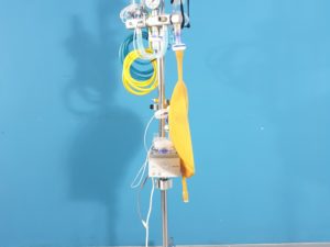 Fisher Paykel MR810AGU   MR 810 AGU Humidifier  / Entfeuchter auf Gestell mit Flowmeter, .....