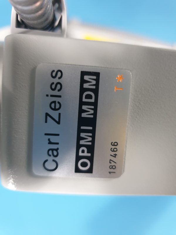Carl Zeiss OPMI MDM OP-Mikroskop  auf S21 fahrbarem Stativ