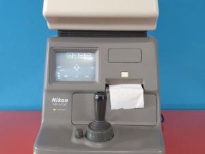 NIKON NR-5100 // NR 5100 Autorefractor - Autorefraktometer //