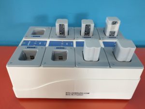 Stryker 408-655-1  Steri-Sheild Flyte Charger 230 V  + 5 X 0408-660-000  Akkus