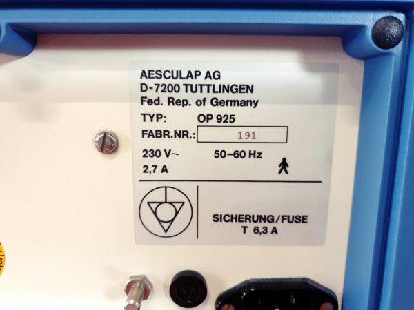 Aesculap Light Source 250  OP925 // OP 925 mit Lichtleiter