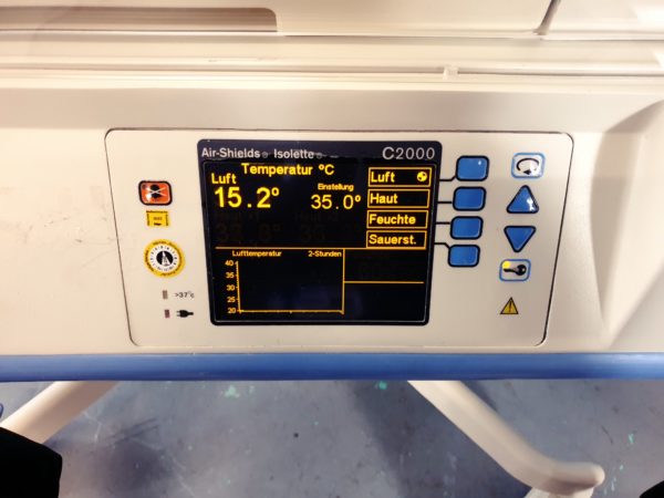 Dräger - Draeger Air Shields  Isolette C2000  C 2000 Incubator / Inkubator Neonatal