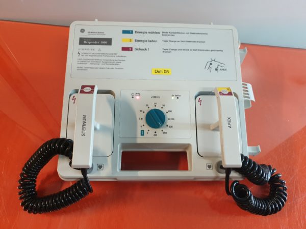 GE Healthcare Hellige Marquette Responder 1000 Defibrillator - Netzbetrieb - Akkuleistung ist uns unbekannt--