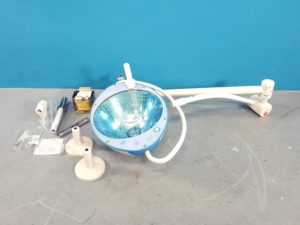 HANAULUX Blue 80 Praxisleuchte Klinikleuchte OP Lampe mit Trafo - Unvollständig