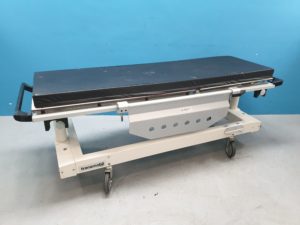 Maquet 4747 Transmobil  fahrbarer Patiententransporter mit verstellbare Rückenplatte und abnehmbare  Tischplatte