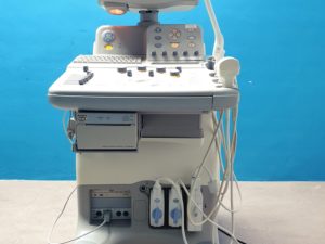GE Logiq 5 Pro Farbdoppler Ultraschallgerät mit konvex, Linear,  Endovaginal  und Kardiosonde