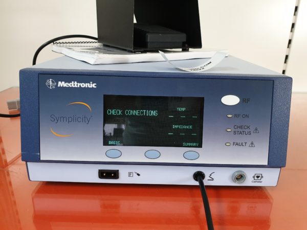 Medtronic Symplicity G2 RF-Generator Ablationsgerät DOM 2013