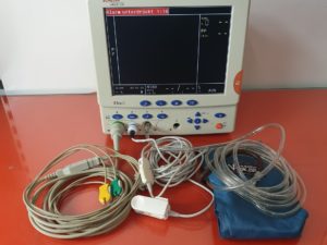 Schiller Argus LCM Basic  Überwachungsmonitor // Patientenmonitor  mit  Zubehör
