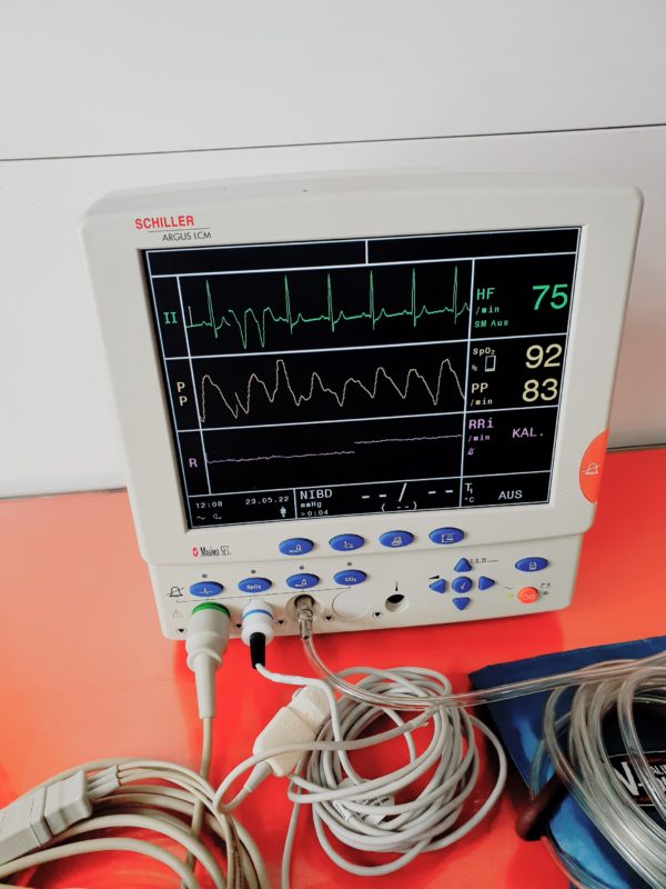Schiller Argus LCM Basic  Überwachungsmonitor // Patientenmonitor  mit  Zubehör