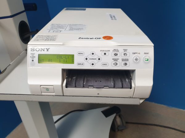 Karl Storz 20020025 Monitorträger  mit SC-SX19-A1A11 Monitor   und  UP-25MD Printer  Fahrbar