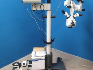 Leica M680 // M 680  OP-Mikroskop für Chirurgie / Surgical Microscope mit 2  Fußschalter  mit Zubehör