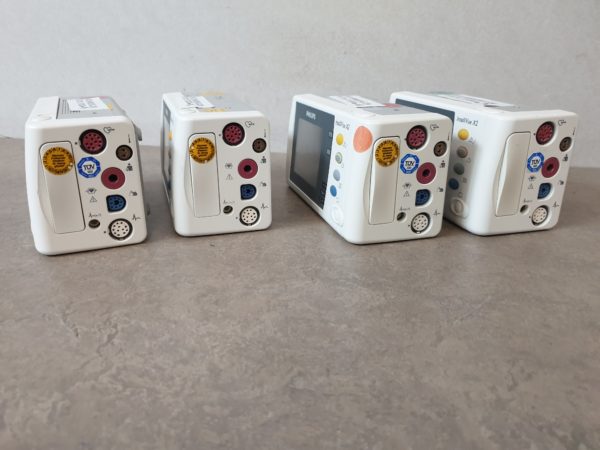 Philips IntelliVue X2 M3002A Patient Monitor Überwachungsmonitor -