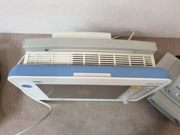 Draeger  Dräger Infinity Delta Patientenmonitor mit Zubehör --