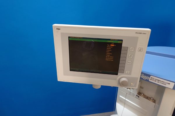 Dräger - Draeger Julian  mit Pb8800 und PM8060 Vitara Überwachungsmonitor - Narkosegerät