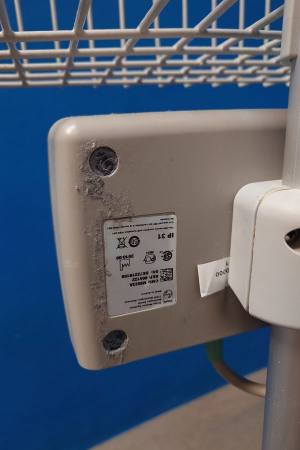 Philips IntelliVue MP2 auf Gestell Rollbar - Überwachungsmonitor