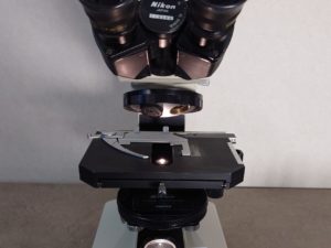 Nikon Labophot Trinokular Mikroskop Mit Okulare +  Objektive