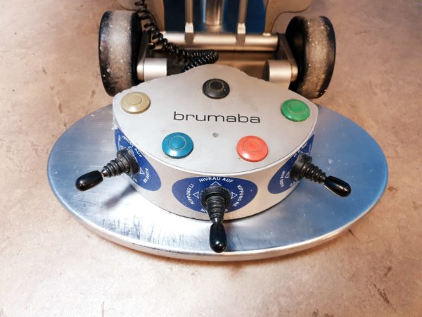 BRUMABA L-Standard OP-Tisch  - - Ladegerät fehlt