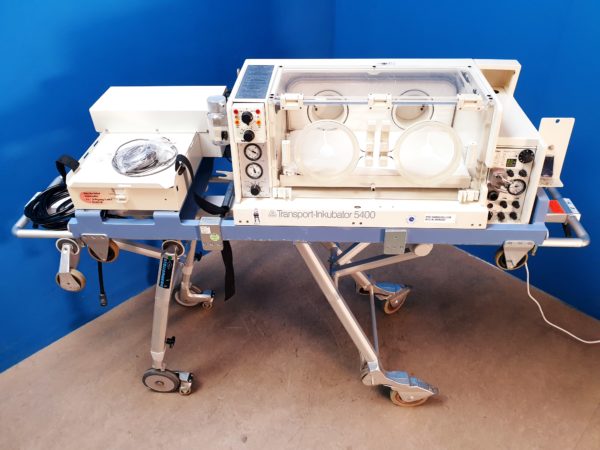 Dräger  Draeger  Transport Incubator // Transportinkubator  5400 +  Babylog 2000 Beatmungsgerät auf fahrbarem Gestell