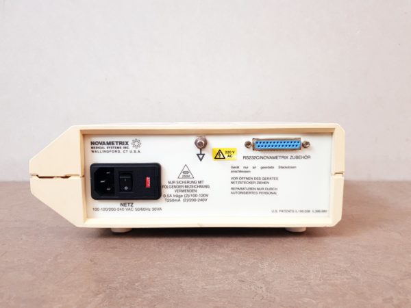 NOVAMETRIX 515B 515 B Pulseoxymeter mit Fingersensor