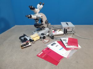 Carl Zeiss BHT Diskussionsmikroskop  Universal Mikroskop Durchlicht DIC Polarisation mit Zubehör