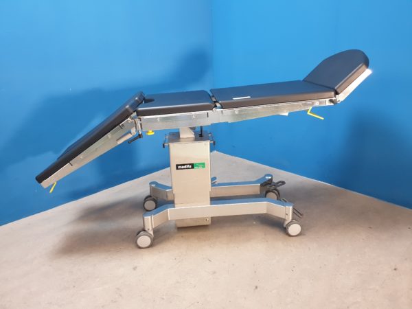 Medifa Mat 5000 OP-Tisch Fahrbar