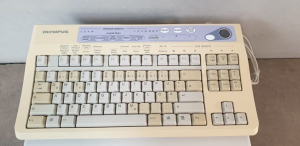 OLYMPUS EVIS EXERA CV-160 , CLV-160 inkl. Pigtail MAJ 843  + Tastatur