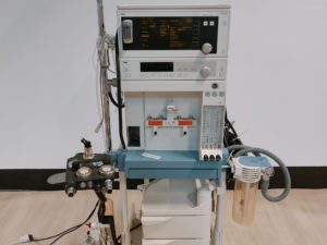 Dräger Fabius Narkosegerät mit PM 8050 Gasmonitor   SW:  04.00 -