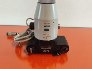 Carl Zeiss M35 47 6072-9901 476012 Winder w Microscope Camera 47 60 12-9901