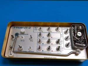 Frialit - 2 Implantat einkopfinstrument...