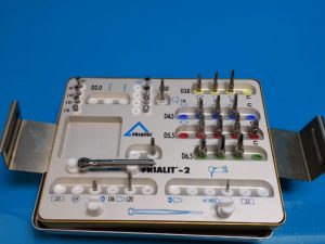 Frialit - 2 Implantat einkopfinstrument... ...