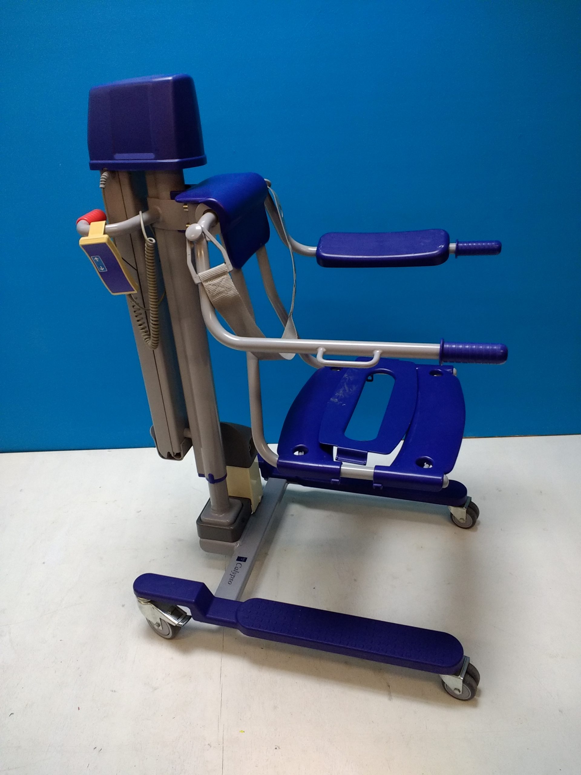 Arjo mod. Calypso Behindertenlift Badewannenlift – Bild 4