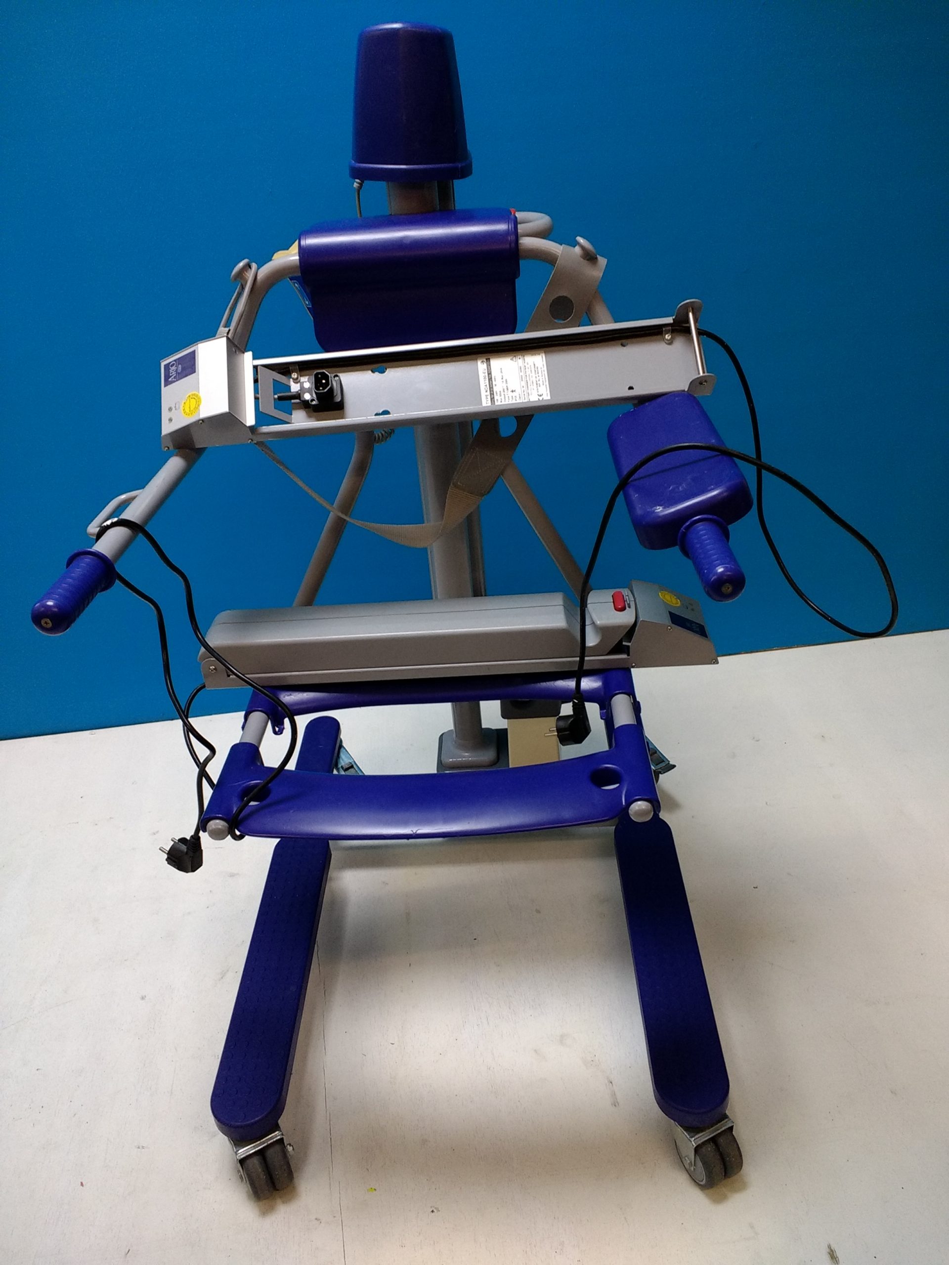 Arjo mod. Calypso Behindertenlift Badewannenlift – Bild 7