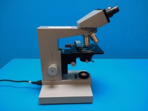 Mikroskop Leitz Wetzlar Germany SM-LUX Inkl 02 Okulare & 043 Objektive