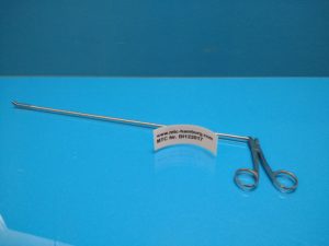 Storz 25227   Zange für Biopsie Biopsy Endoskope Endoskopie Rektoskopie