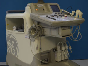GE Logiq 5 Expert  Farbdoppler Ultraschallgerät mit 4 Sonden Ultraschall Kardio und Printer